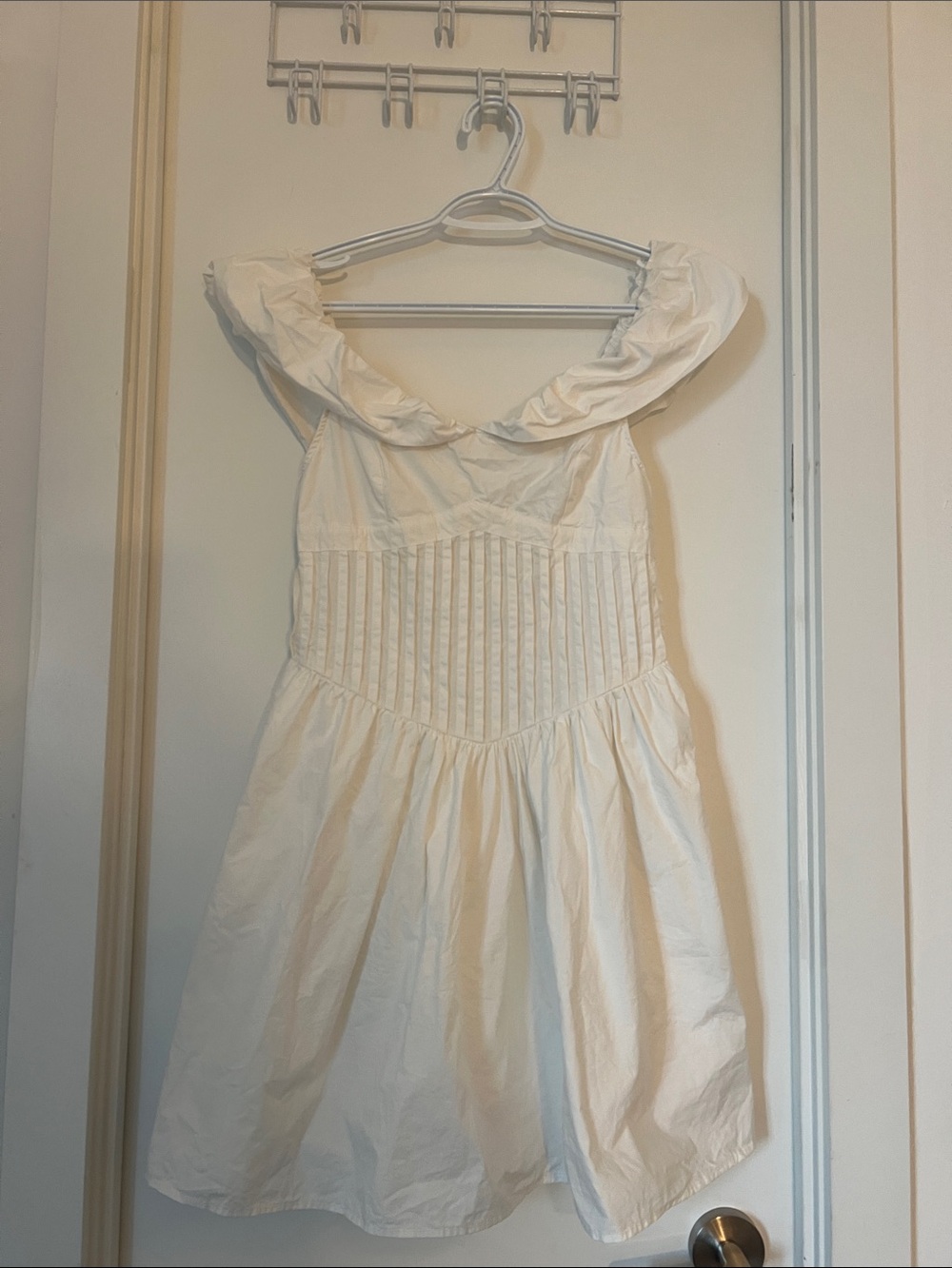 White Off-Shoulder Ruffled Midi Dress - Picture 2 of 5